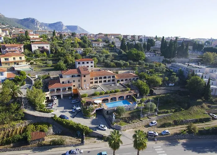 Mas De Vence - Hotel-Restaurant